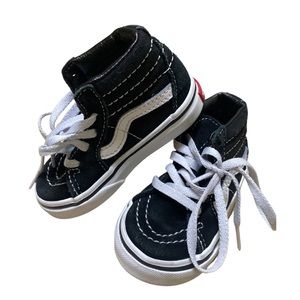 Vans Classic Suede High top Black and White infant Size 5 lace up